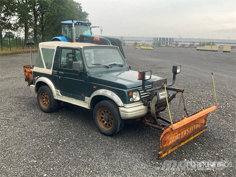 Suzuki Samurai 4WD SUV Carros