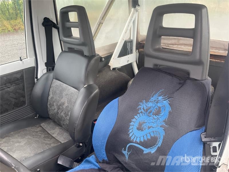 Suzuki Samurai 4WD SUV PKWs