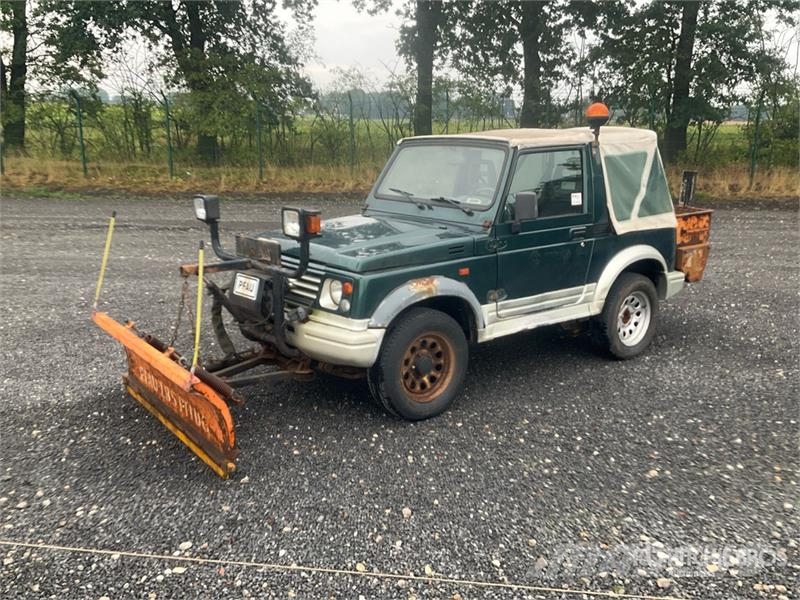Suzuki Samurai 4WD SUV Carros