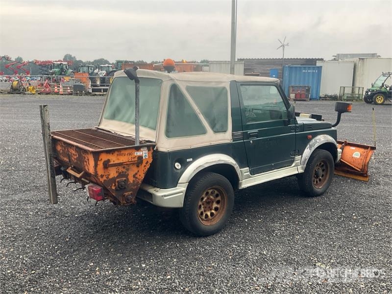Suzuki Samurai 4WD SUV Carros
