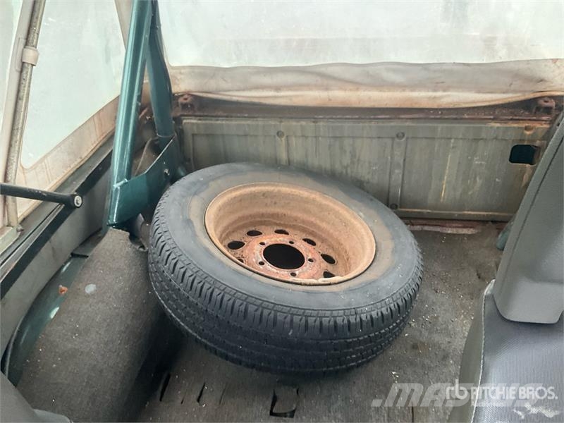 Suzuki Samurai 4WD SUV Carros