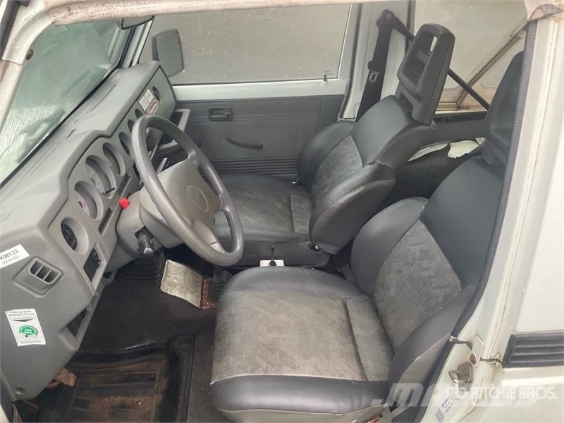 Suzuki Samurai 4WD SUV PKWs