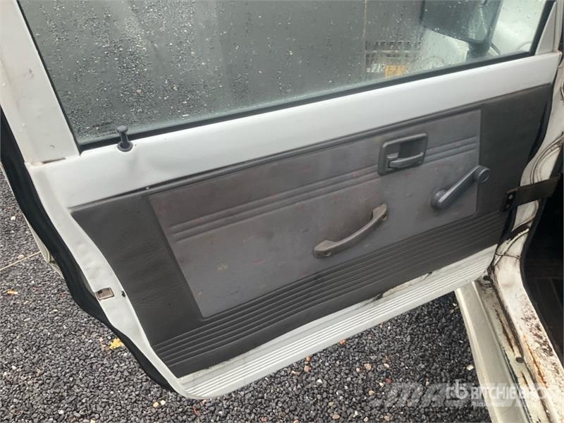 Suzuki Samurai 4WD SUV PKWs