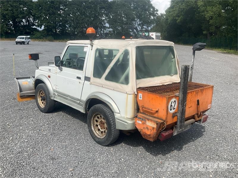 Suzuki Samurai 4WD SUV PKWs