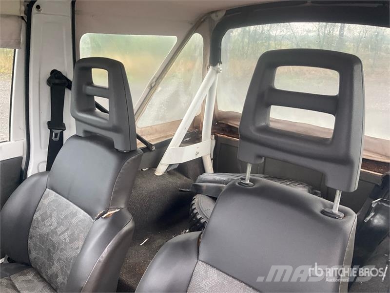 Suzuki Samurai 4WD SUV PKWs