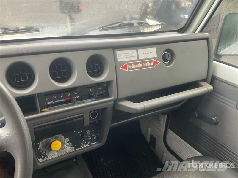 Suzuki Samurai 4WD SUV PKWs