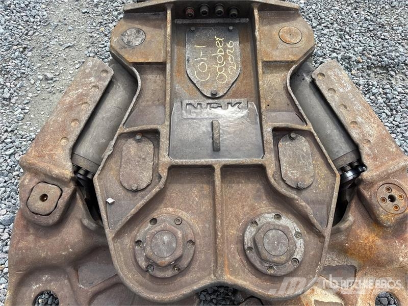 Sv24xr Demolition Shear Cisailles