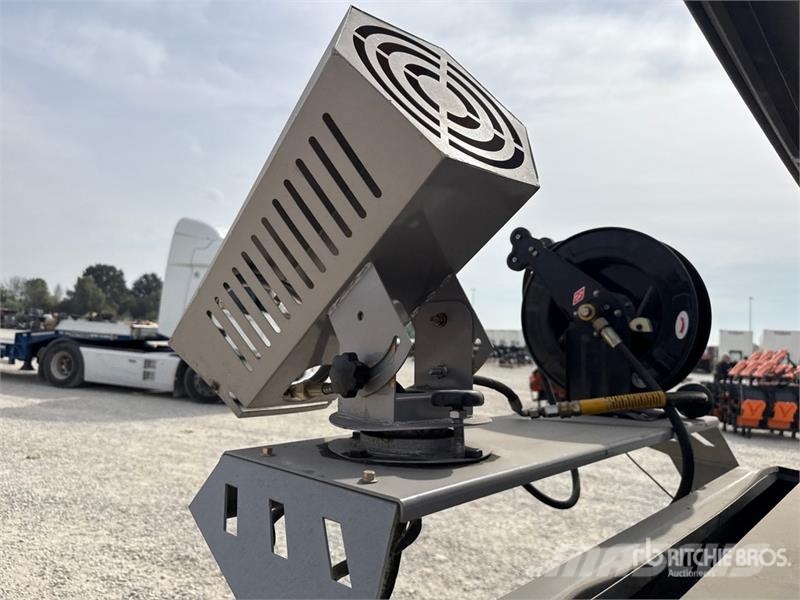  SWEEPMEC SM-3000PRO Broom Tractor كاسحات داخلية