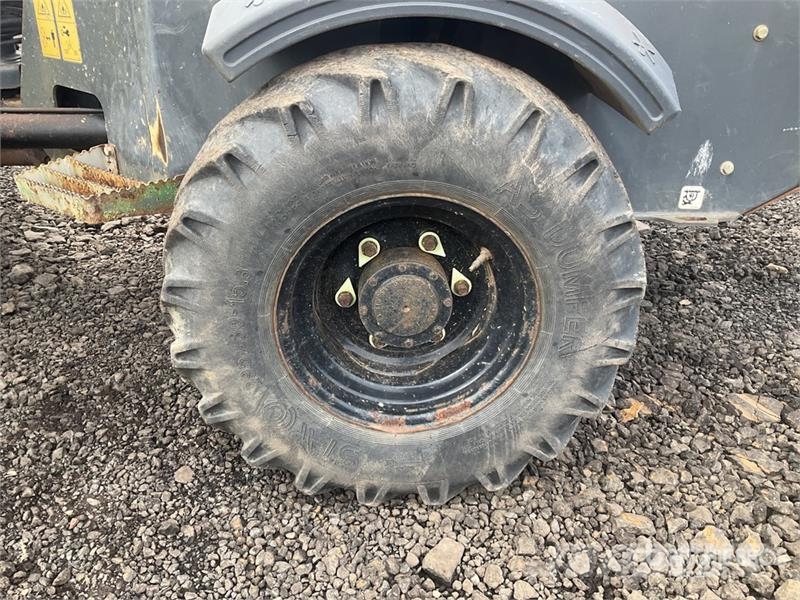  Swivel Dumper عربات نقل قلابة للمواقع