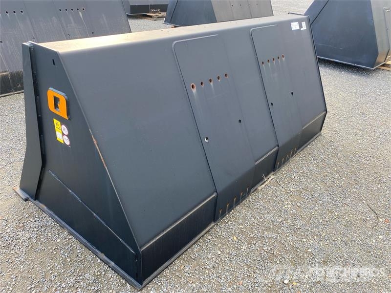  SXL+ 275 BOH Bucket (Unused) Sonstige Landmaschinen
