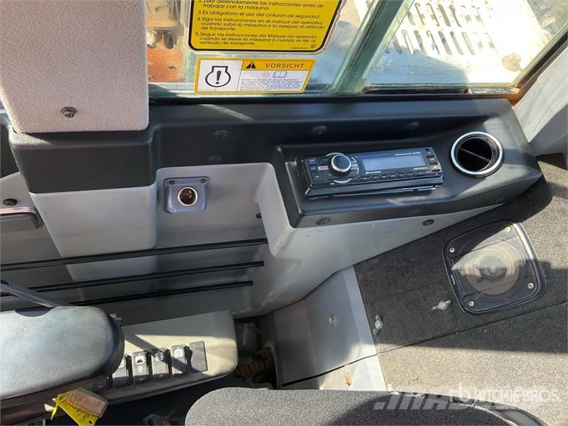 Takeuchi TB1140 حفارات صغيرة أقل من 7 طن (حفارات صغيرة)