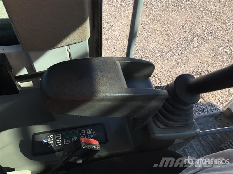 Takeuchi TB1140 حفارات صغيرة أقل من 7 طن (حفارات صغيرة)