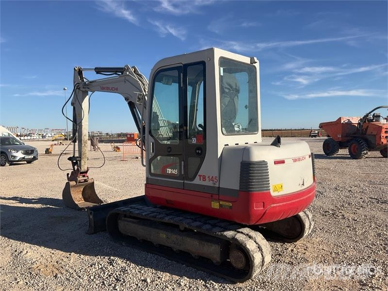 Takeuchi TB145 Mini pelle < 7t