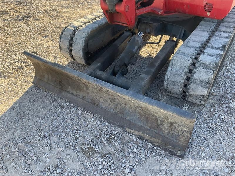 Takeuchi TB145 Mini pelle < 7t