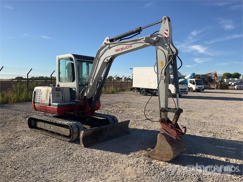 Takeuchi TB145 Mini pelle < 7t