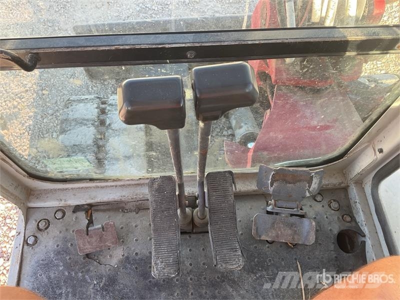Takeuchi TB145 Mini pelle < 7t