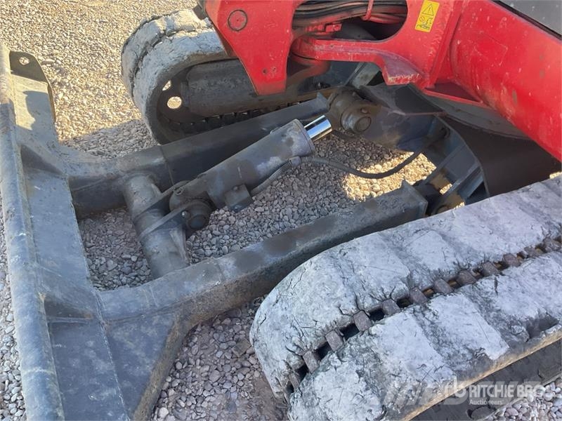 Takeuchi TB145 Mini pelle < 7t