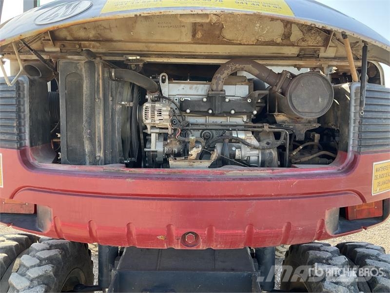 Takeuchi TB175W Bagri na kolesih