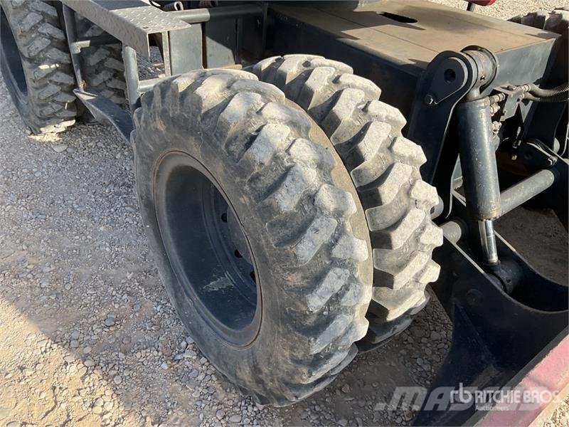 Takeuchi TB175W Bagri na kolesih