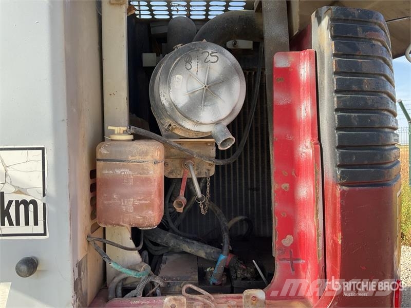 Takeuchi TB175W Bagri na kolesih