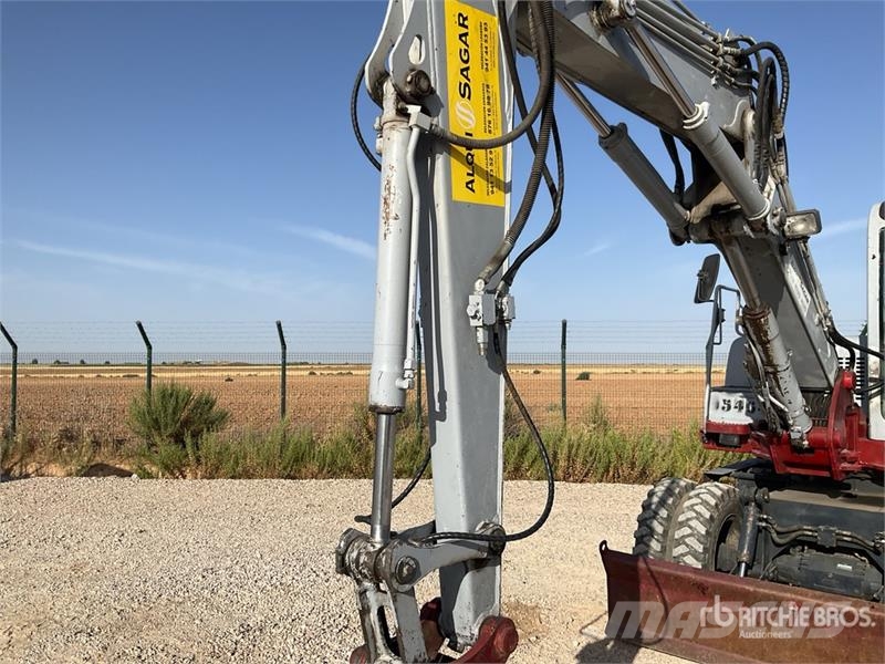 Takeuchi TB175W Bagri na kolesih