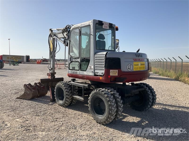 Takeuchi TB175W Bagri na kolesih