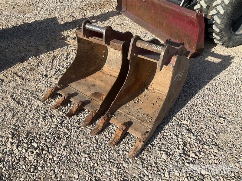 Takeuchi TB175W Bagri na kolesih