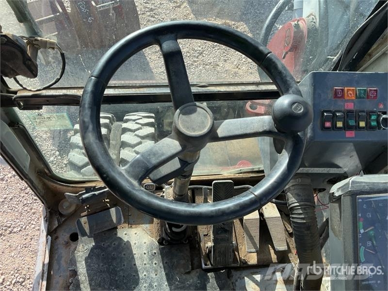 Takeuchi TB175W Bagri na kolesih