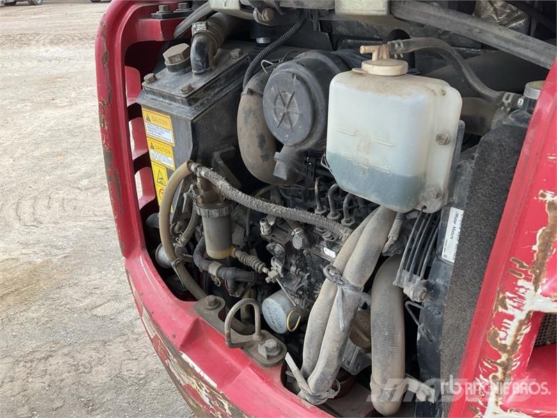 Takeuchi TB216 Mini bagri <7t