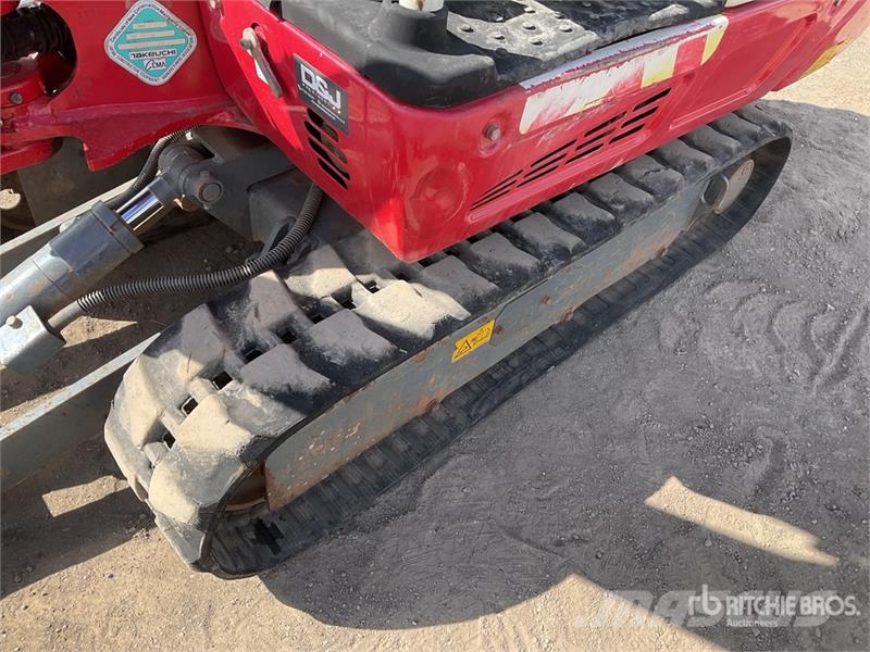 Takeuchi TB216 Mini kotrók < 7t