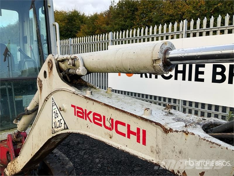 Takeuchi TB216 Mini kotrók < 7t