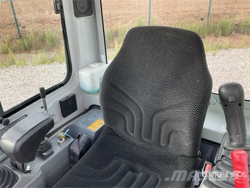 Takeuchi TB216 Εκσκαφάκι (διαβολάκι) < 7t