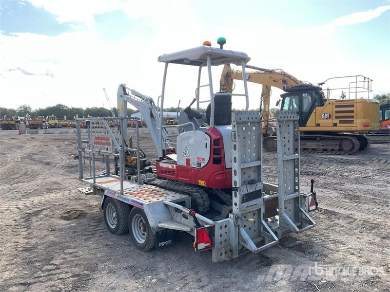 Takeuchi TB216 Mini kotrók < 7t