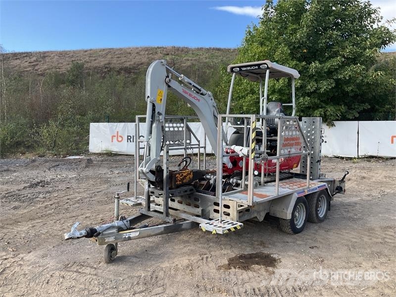 Takeuchi TB216 Mini kotrók < 7t