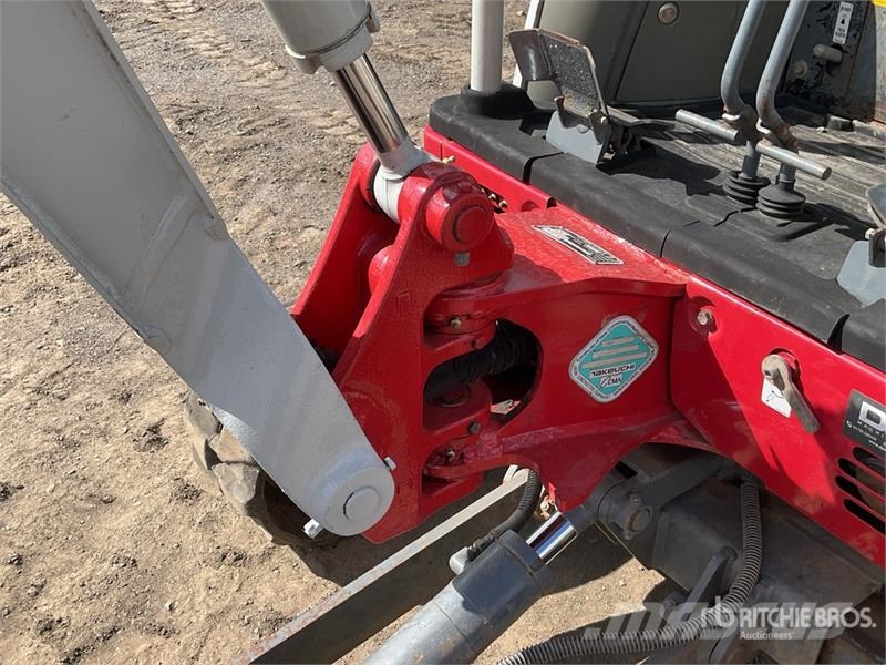 Takeuchi TB216 Mini kotrók < 7t