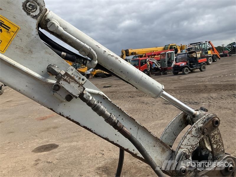 Takeuchi TB216 Mini bagri <7t