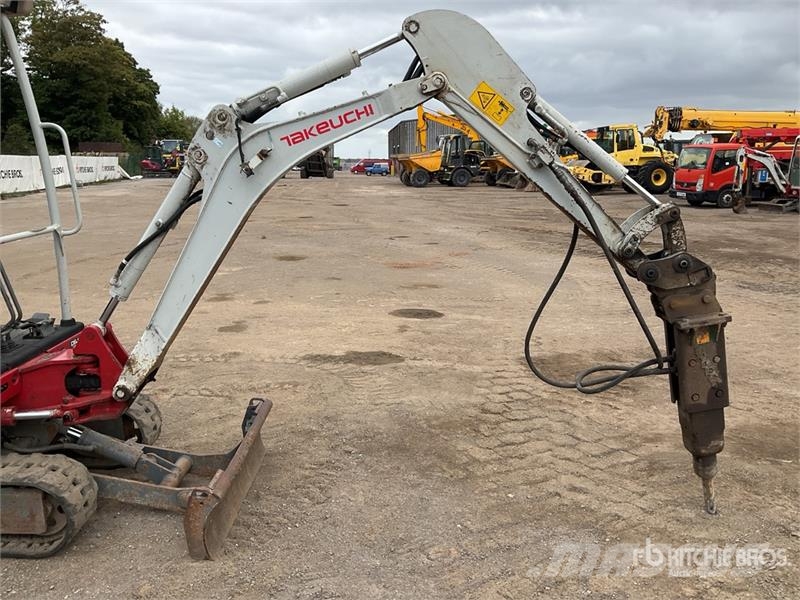 Takeuchi TB216 Mini bagri <7t