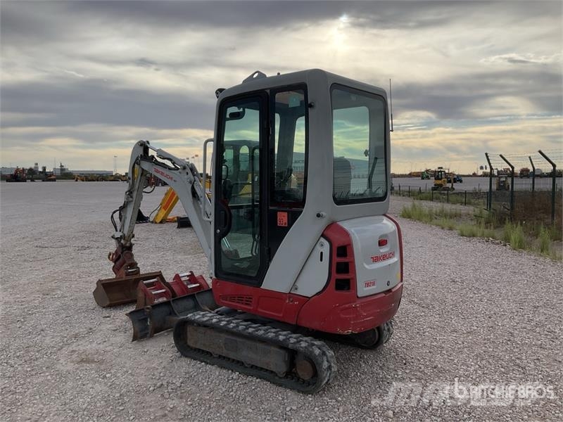 Takeuchi TB216 Εκσκαφάκι (διαβολάκι) < 7t
