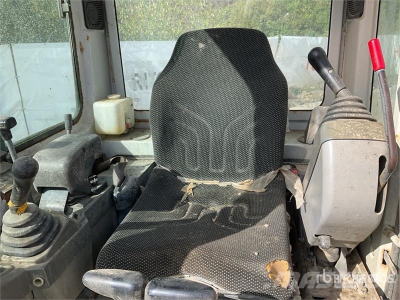 Takeuchi TB216 Mini bagri <7t