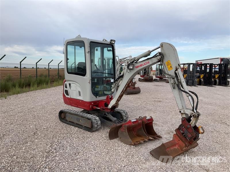 Takeuchi TB216 Εκσκαφάκι (διαβολάκι) < 7t