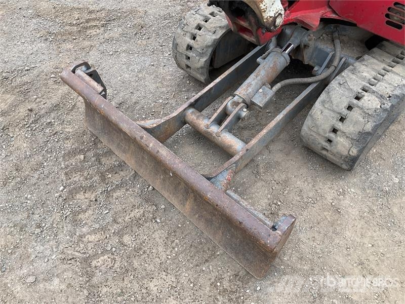 Takeuchi TB216 Mini bagri <7t