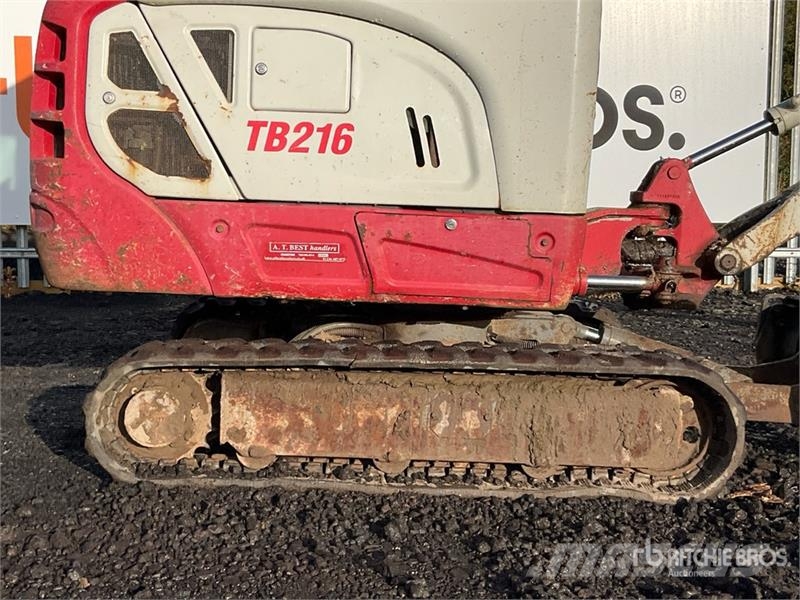 Takeuchi TB216 Mini kotrók < 7t