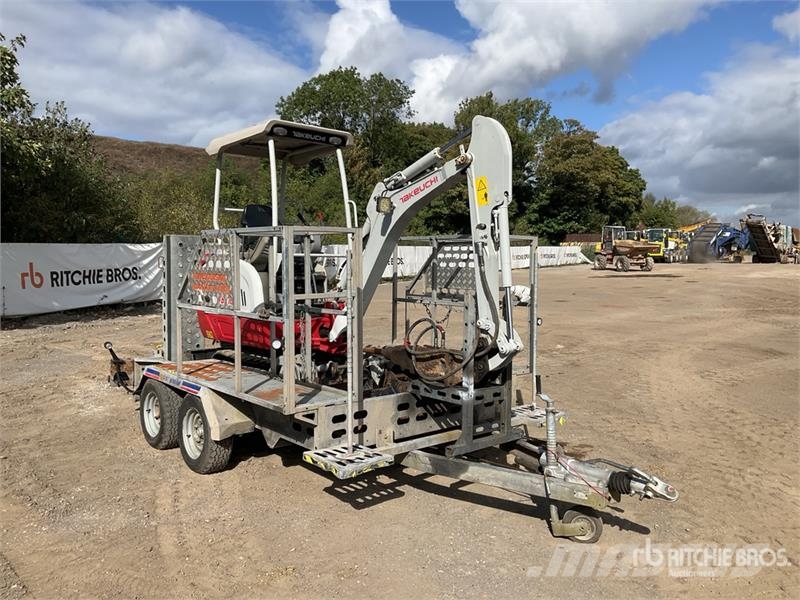 Takeuchi TB216 Mini kotrók < 7t
