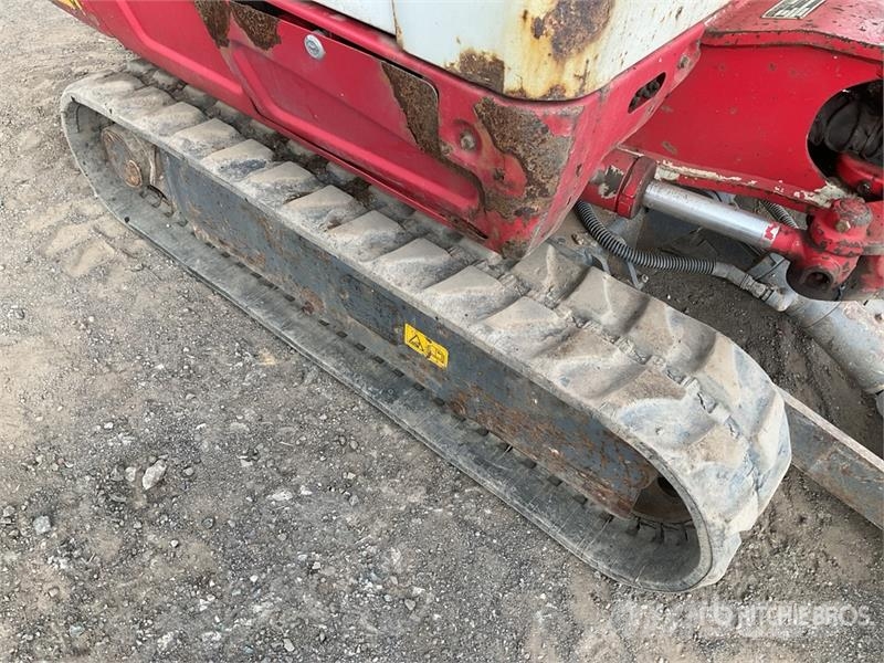 Takeuchi TB216 Mini bagri <7t