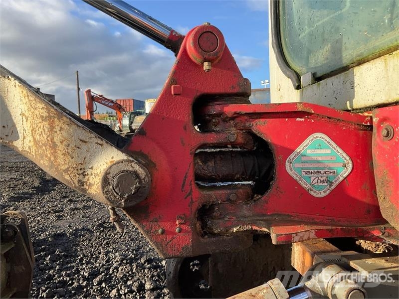 Takeuchi TB216 Mini kotrók < 7t