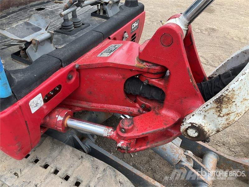 Takeuchi TB216 Mini bagri <7t