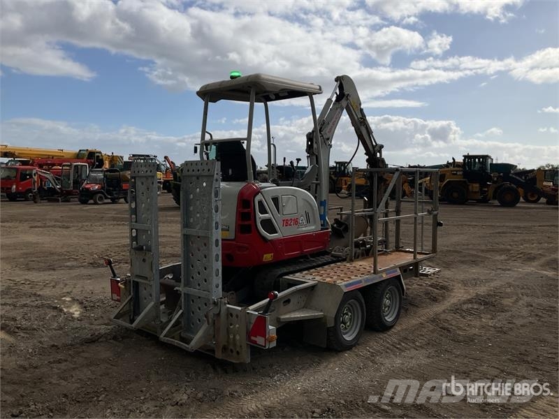 Takeuchi TB216 Mini bagri <7t