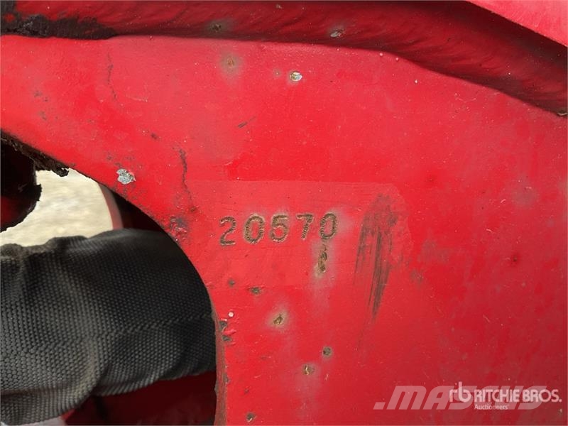Takeuchi TB216 Mini bagri <7t