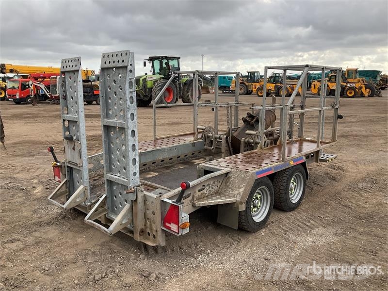 Takeuchi TB216 Mini bagri <7t