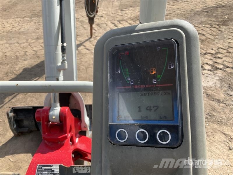 Takeuchi TB216 Mini kotrók < 7t